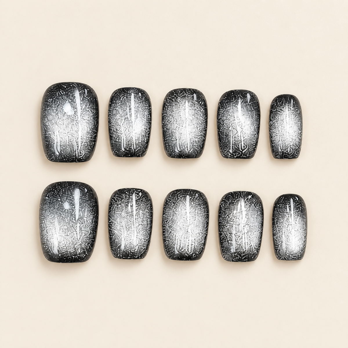Silver Eclipse | Black & Silver Short Cat-Eye Nails