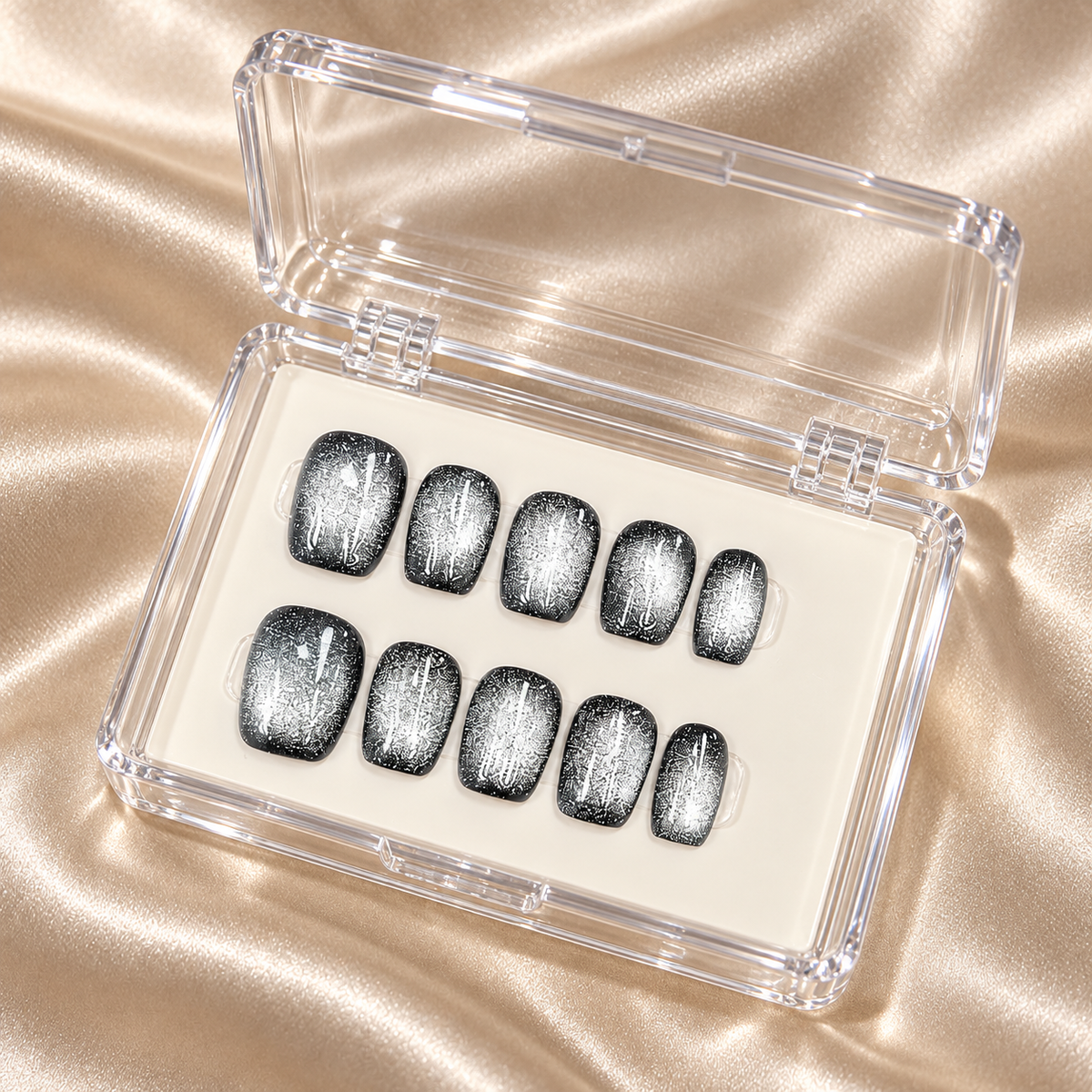 Silver Eclipse | Black & Silver Short Cat-Eye Nails