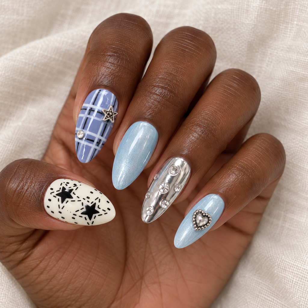 Blue Daydream | Blue Plaid & Star Press-On Nails