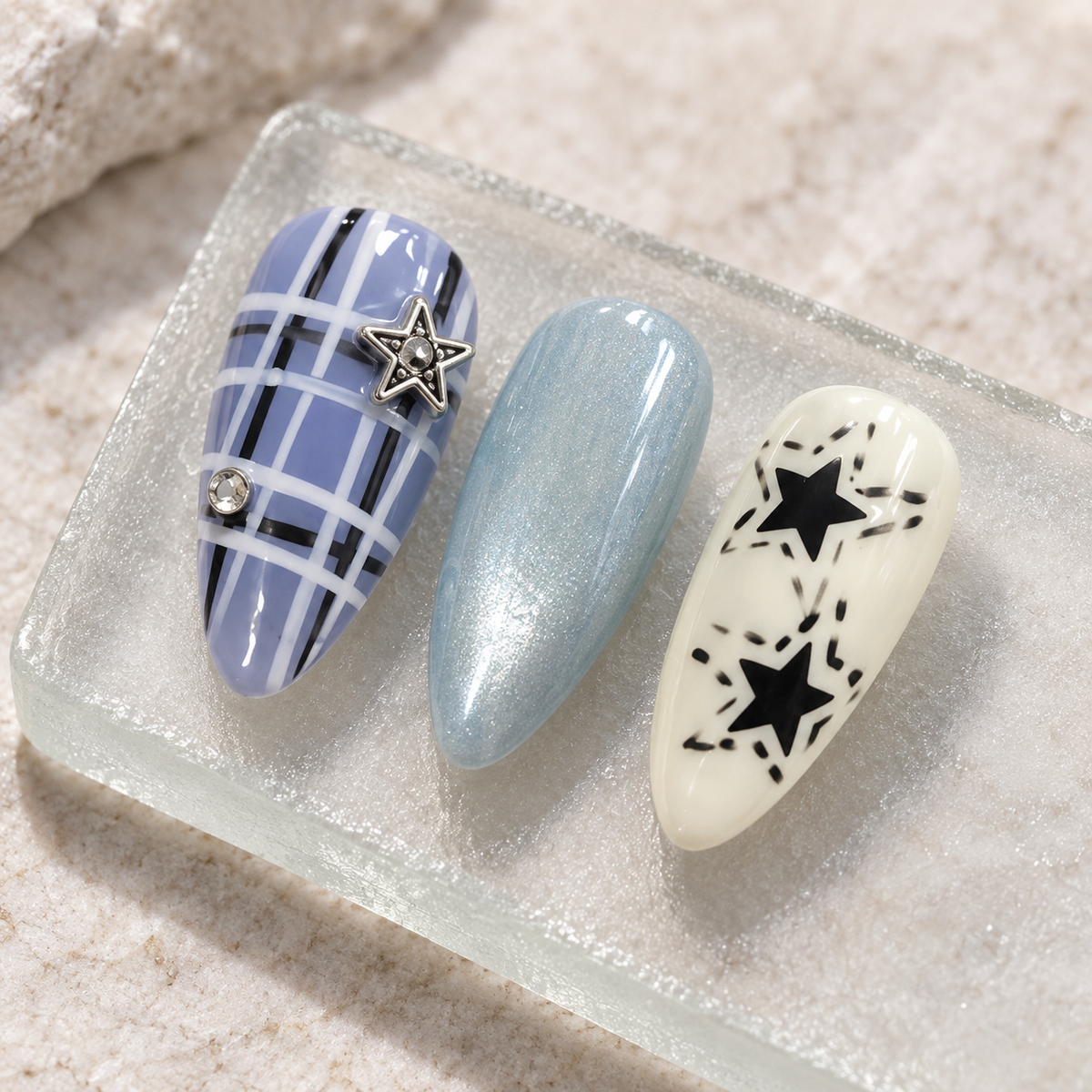Blue Daydream | Blue Plaid & Star Press-On Nails